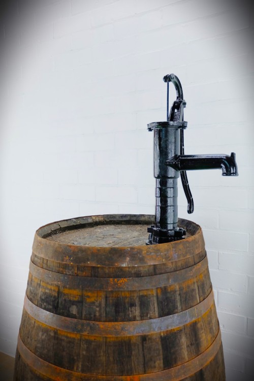 500l Whisky met pomp